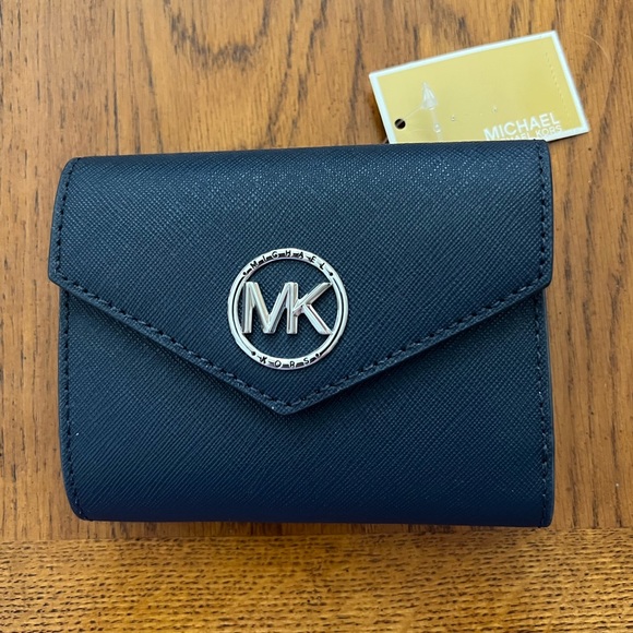 NWT Michael Michael Kors Women's Greenwich Small Envelope Trifold Wallet Navy - Picture 1 of 5